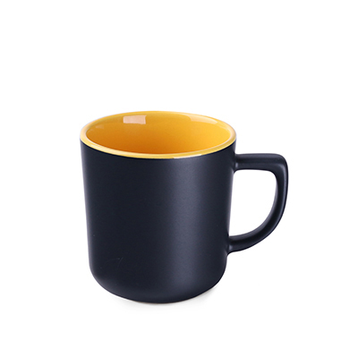 matt black / yellow